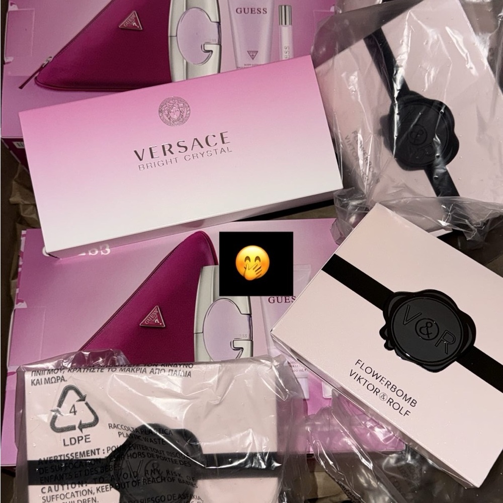 Versace Bright Crystal and Viktor & Rolf Flowerbomb Set